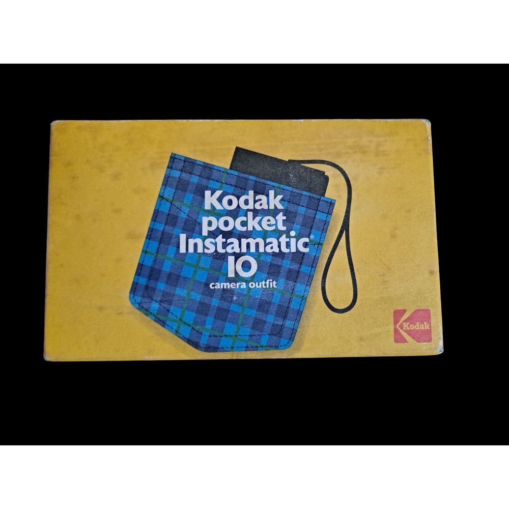 Vintage Kodak Pocket‎ Instamatic 10 Camera Outfit w/ Magicube Extender